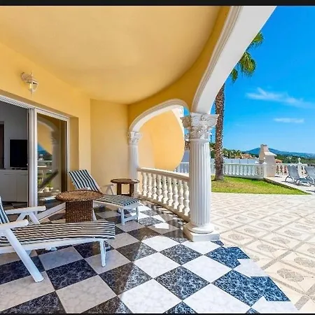 With Fantastic Sea View Pool 23x12 Jacuzzi *