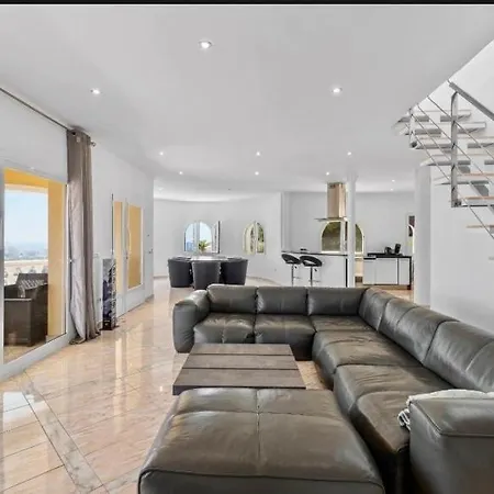 With Fantastic Sea View Pool 23x12 Jacuzzi カルプ