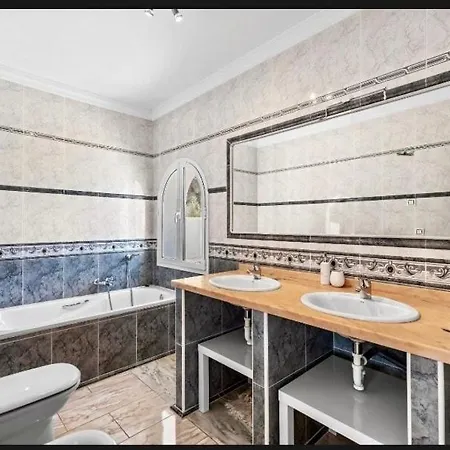With Fantastic Sea View Pool 23x12 Jacuzzi Βίλα